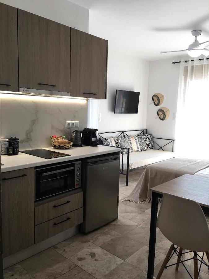 Anastasia Luxury Suites 2 โตโล ภายนอก รูปภาพ